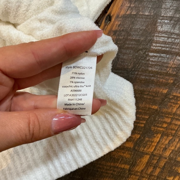 Barefoot Dreams CozyChic Ultra Lite Hoodie Women’s Size S | White Ribbed - Picture 7 of 8